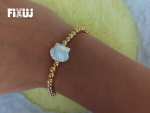 Náramok s mušličkou